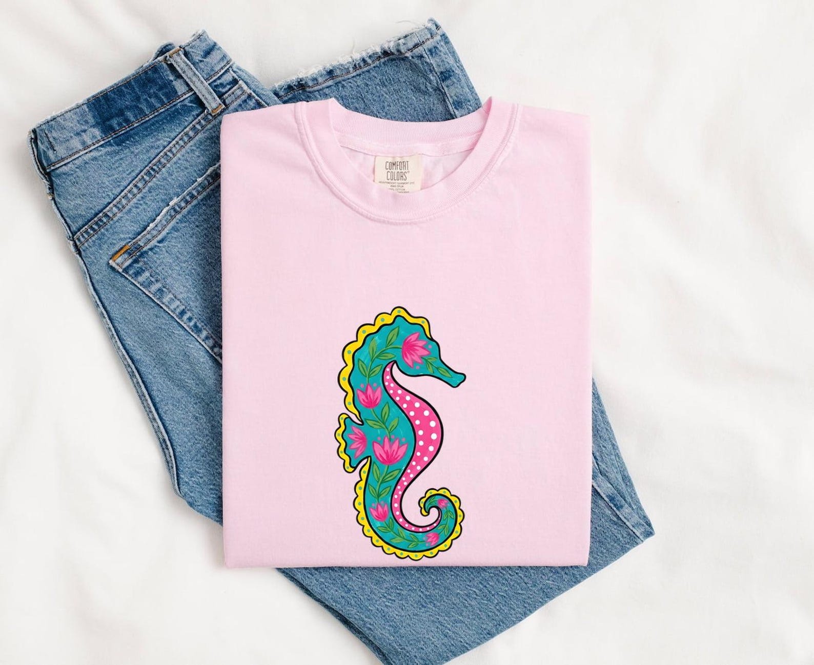 Sea Horse Flower Shirt Cottagecore Sea Life Gift Women Rustic Tee Seahorse T-Shirt Cottagecore Fan Vintage Tshirt Marine Graphic Dreamy Pink 3XL