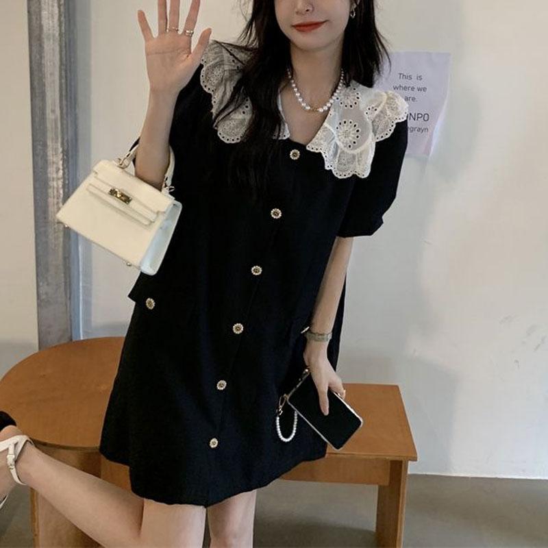 Stilvolles Mini-Kleid mit Peter-Pan-Kragen aus Spitze Damenbekleidung Französischer Stil Knopf-Patchwork Sommer Einfarbig Koreanische A-Linien-Kleider