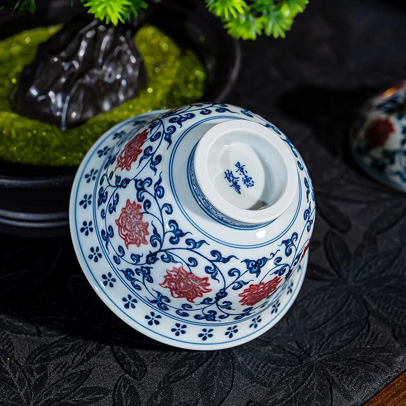 Jingdezhen Hand-Painted Antique Blue and White Underglaze Red Gaiwan