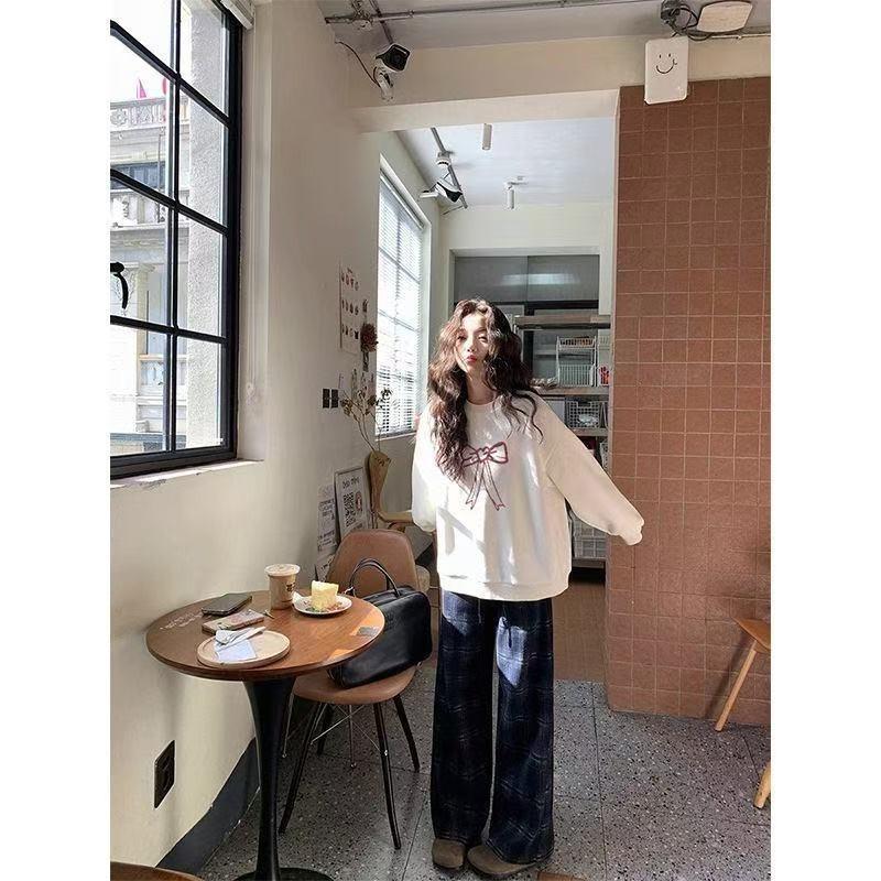 Ladies Cartoon Pattern Solid Color Hoodie Korean Letter Decorated Round Neck Hoodies Winter Loose Versatile Woman Top