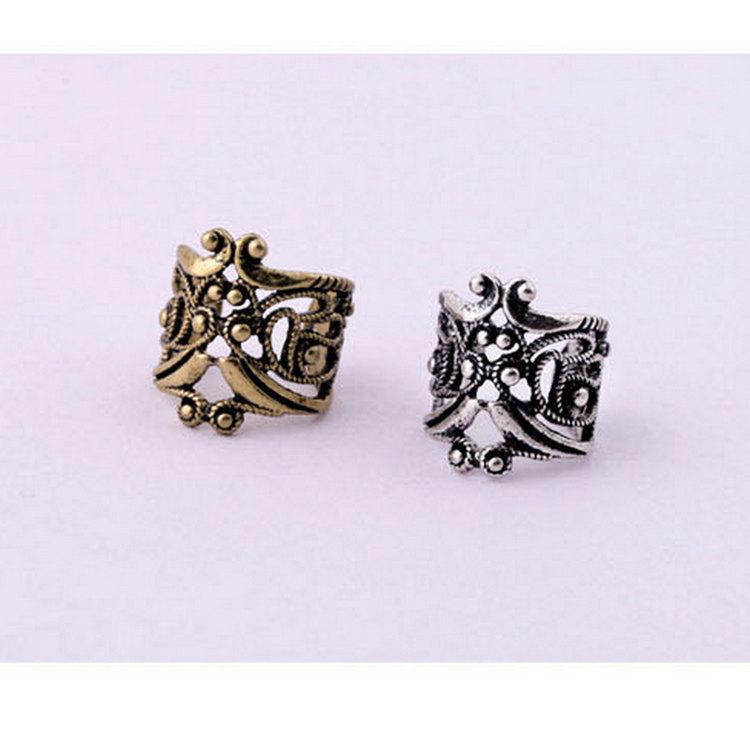 Unisex Punk Retro Hollow U-Shaped No-Piercing Ear Cuff & Stud Earrings