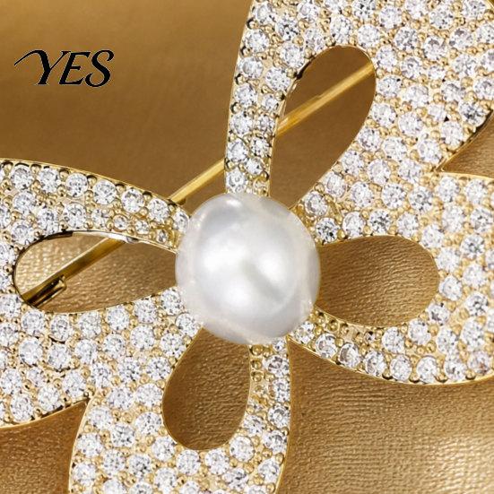 Faux Pearl Butterfly Pin Brooch Pin, Hollow Shape Lapel with Imitation Pearls Cubic Bridal Zirconia Decor, Versatile Decorative Badge for Suits Coats
