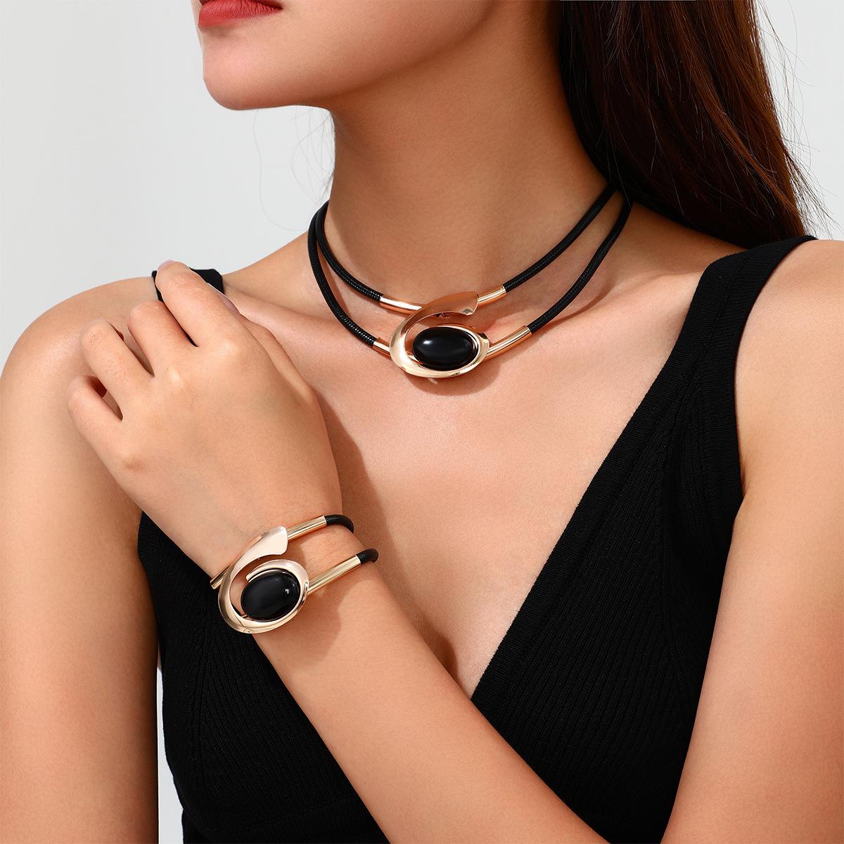 Spiral Snail Acrylic Jewelry Set Ladies Necklace Bracelet Combination