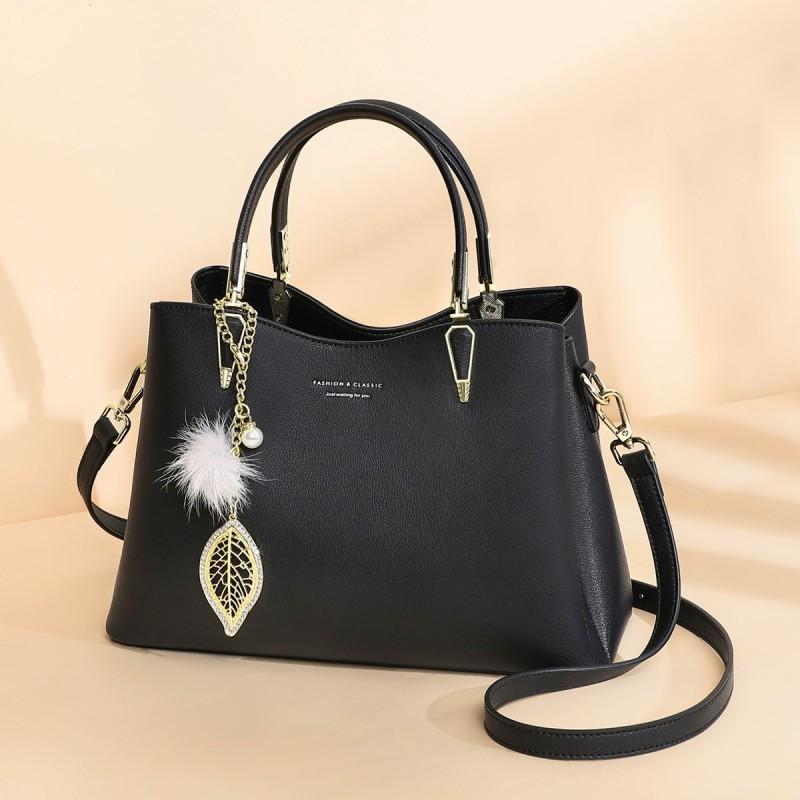New Autumn and Winter Cowhide Crossbody Bag for Women Large Capacity Commuting Handbag for Women Korean Version