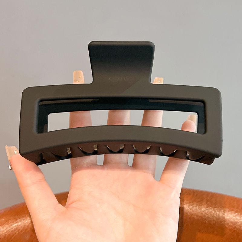 

Women s Simple Large Matte Updo Claw Hair Clip - Temperament Shark Hairpin