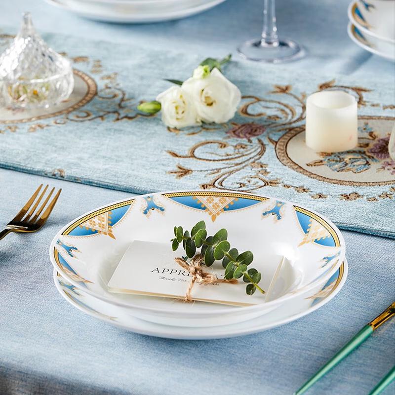 CorelleBrands Palace Luxury 20-Piece Dinnerware Set