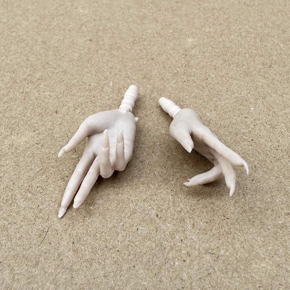 1 Paar MENGF Japan Weiß Ersatzhände Mit Langen Nägeln Verschiedene Gesten Universal Für 1/6 FR/IT Puppe DIY Maniküre