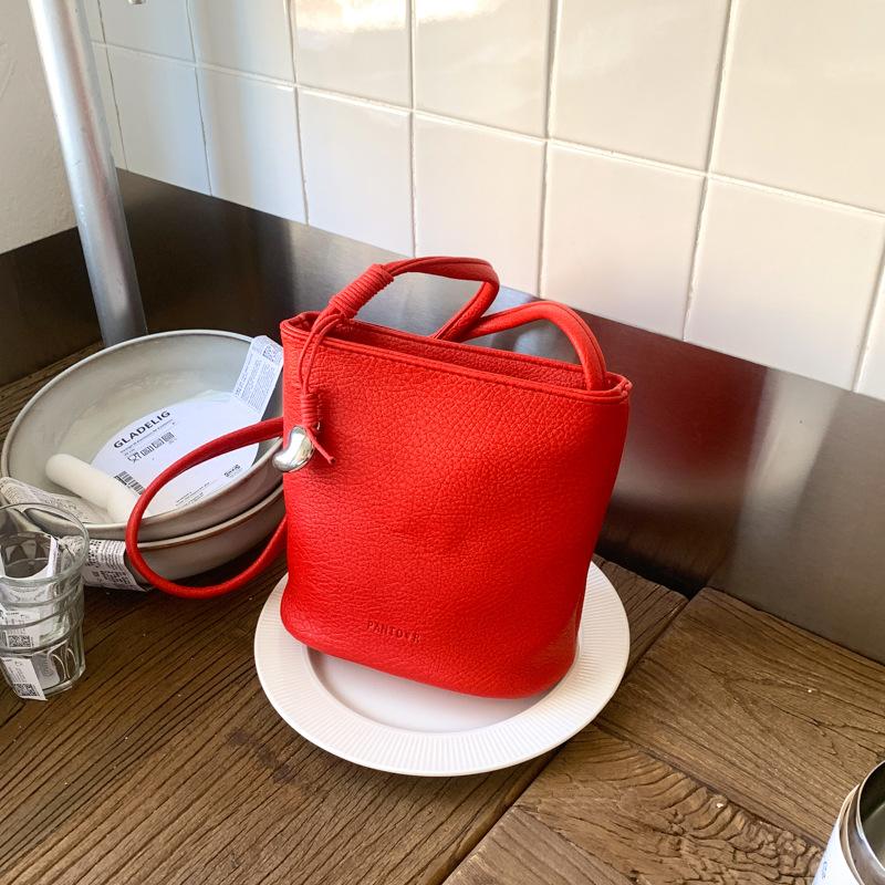 Niche Fashion Casual Shoulder Bag, Women's Tide Bag, Small Satchel, Commuter Oblique Span Bag, Bucket Bag.