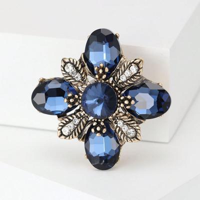 Retro Cross-border European and American Texture Sparkling Diamond Crystal Glass Brooches, Chest Flower, Personalized Women's Coat Brooch