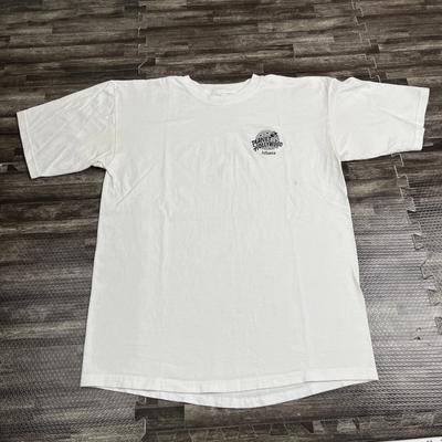 Tops – T-Shirts