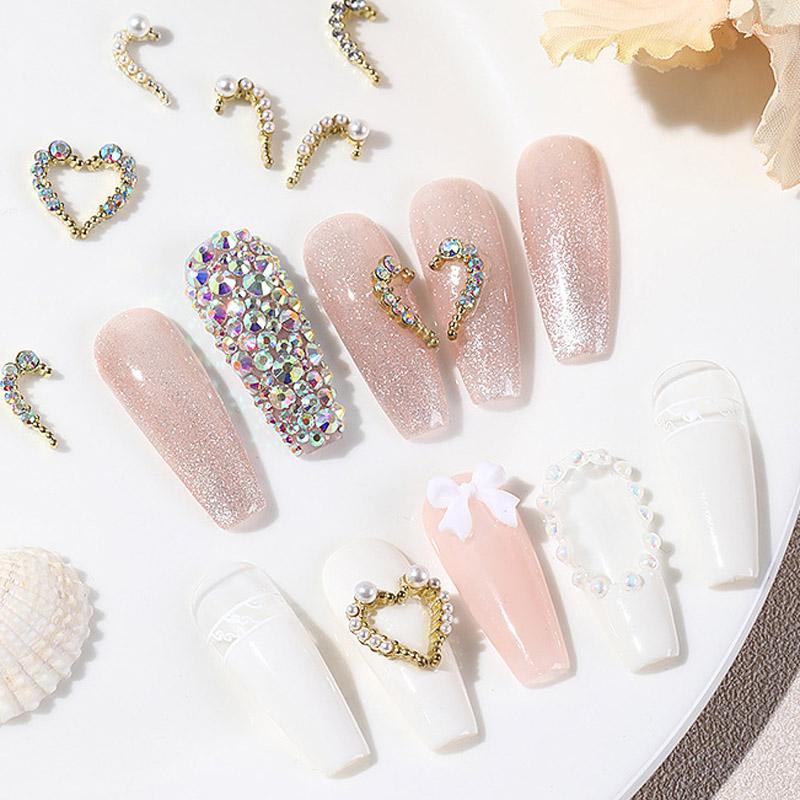 Nail Art Symmetrische Liebe Legierungsschmuck Farbe Herzförmige Legierung Diamant Nagelsticker Diamant Nageldekoration