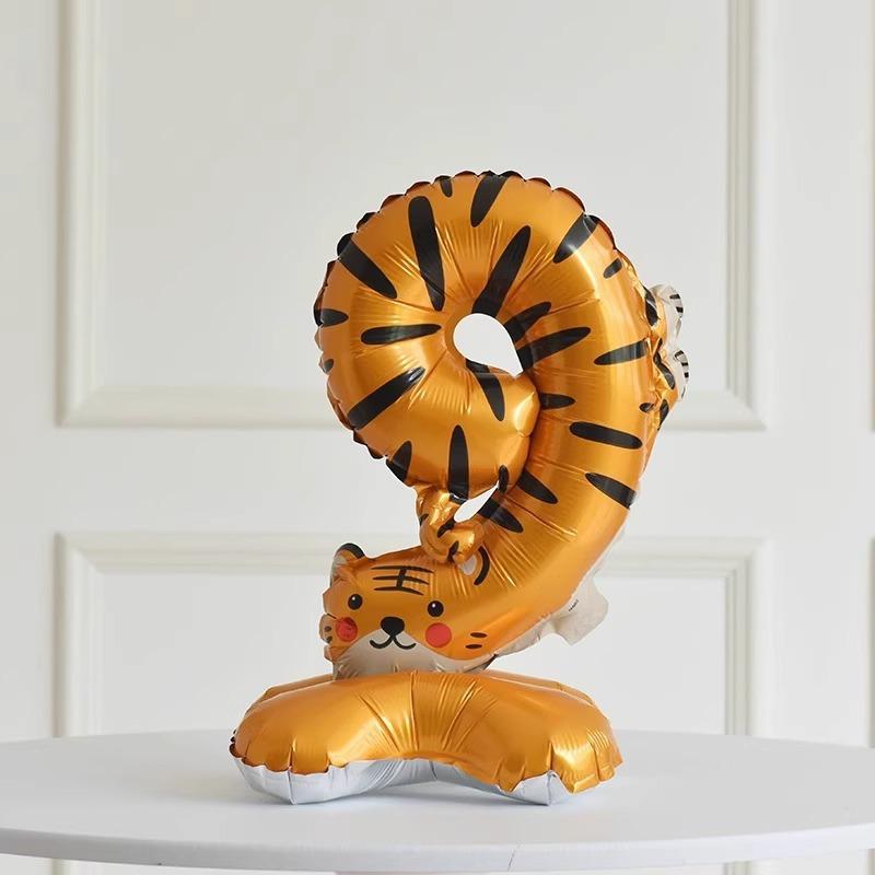 

40-Inch Animal Cartoon Digital Aluminum Film Balloon Base Decoration Children S 1St Birthday Scene Arrangement Base animal number 9