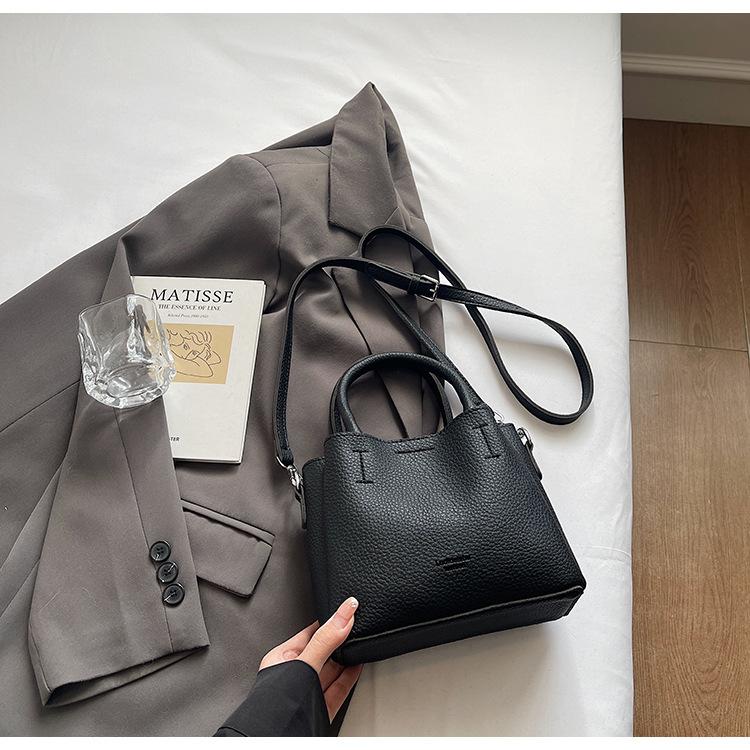Women's Bag New Fashionable Versatile Handbag Bucket Bag High-end Bag Summer Women's Oblique Span Shoulder Bag