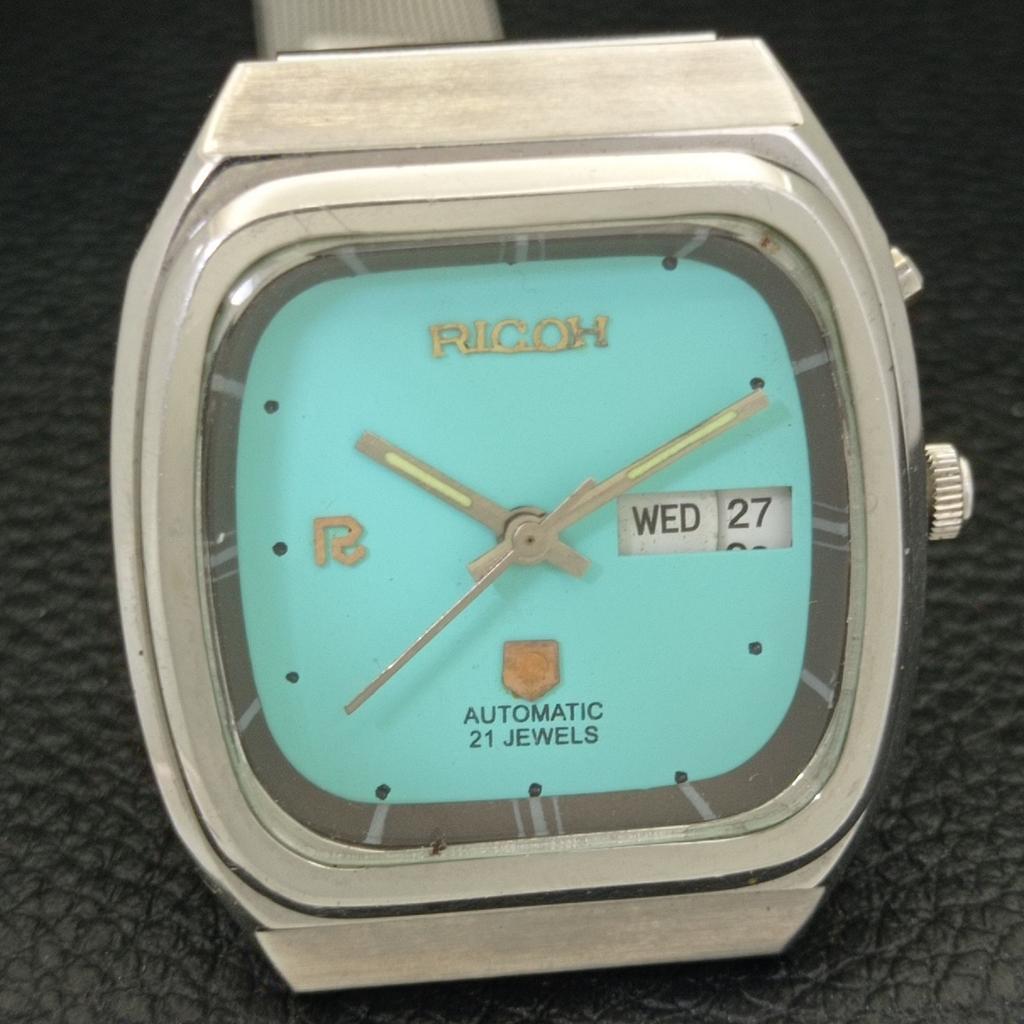 VINTAGE RICOH R31 AUTOMATIC JAPAN MENS SEA GREEN COLOR DIAL WATCH A500611-5 R153-a500611