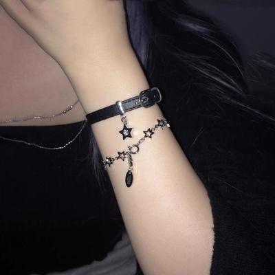 Punk-Armbänder, Retro-Armband, verstellbares Armband im Gürtelschnallen-Stil
