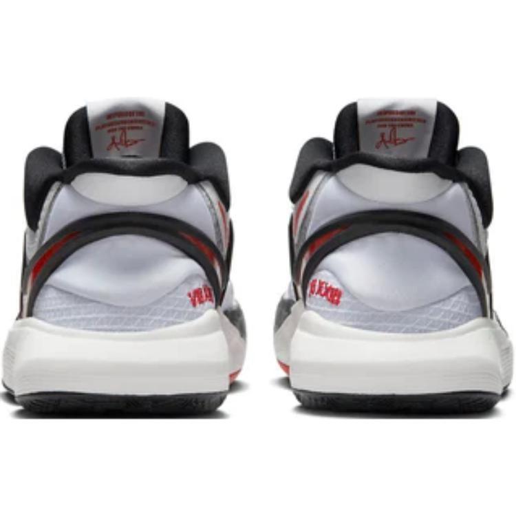 Nike Scarpe da Basket Kyrie 8 Basse Bianche Rosse Unisex DQ8076-100