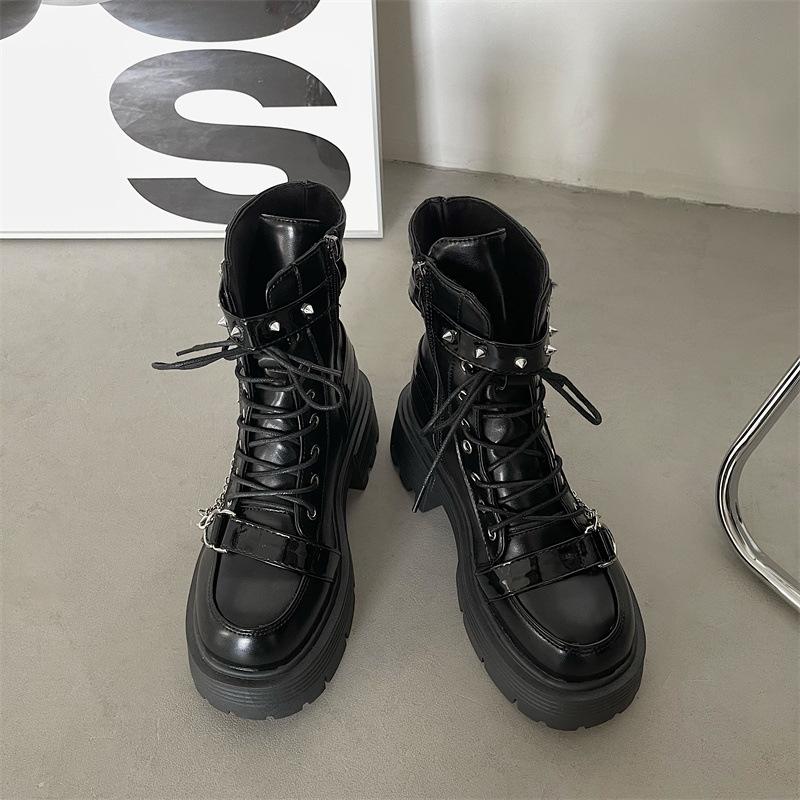 

Sweet and cool thick-soled Martin boots for women s 2 autumn new black versatile locomotive boots heightening short boots tide 40 чорний
