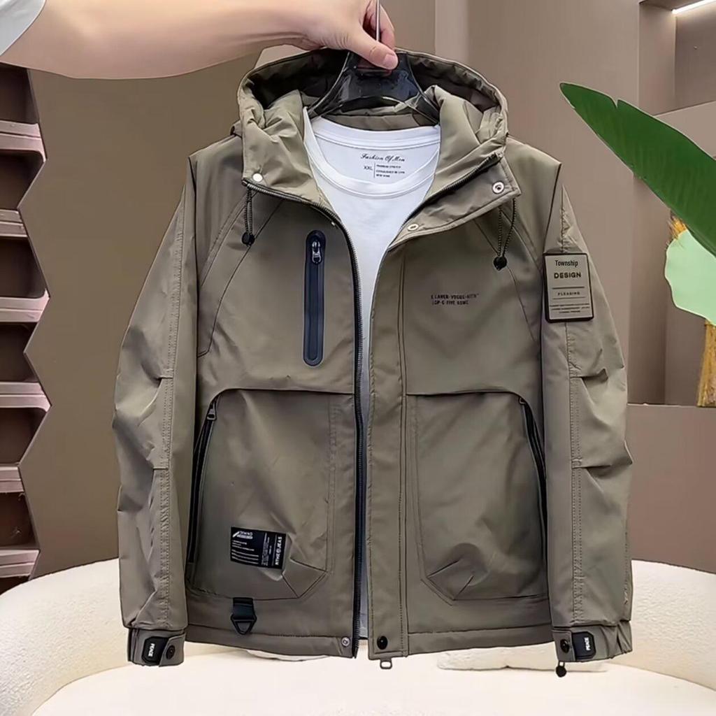 Men's Mountaineering Hooded Jacket: Trendy, Loose-Fit, Versatile, Casual Fashion Coat for Autumn/Winter.