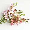 Gelber Künstlicher Cymbidium-Orchideenstiel, Kunstorchidee mit Blüten & Knospen, Kunstblume für Heimvasendekor