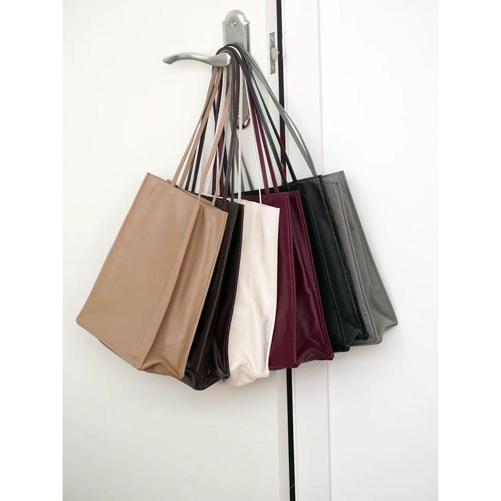 

Top Layer Cowhide Women s Bag Inner And Outer Full Leather Bag Simple And Soft Shoulder Bag Tote Bag Length 24 x Height 28cm білий