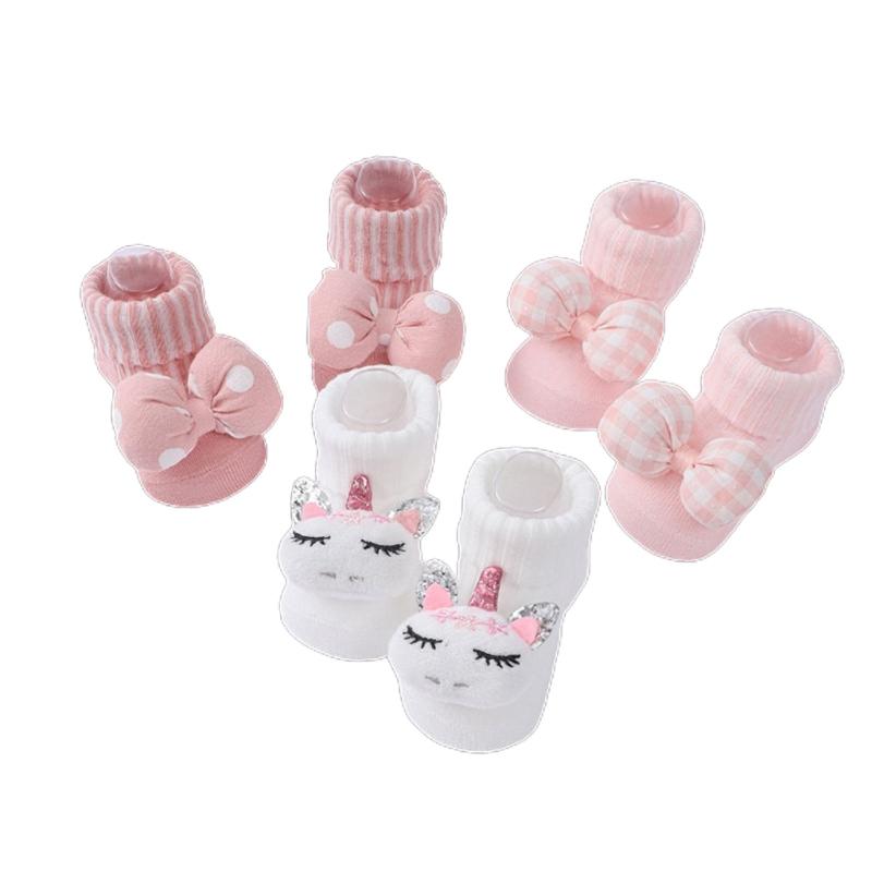 3 Paar Junge Mädchen Lauflernsocken Cartoon-Puppen Strickschuhe Bodenfußbekleidung