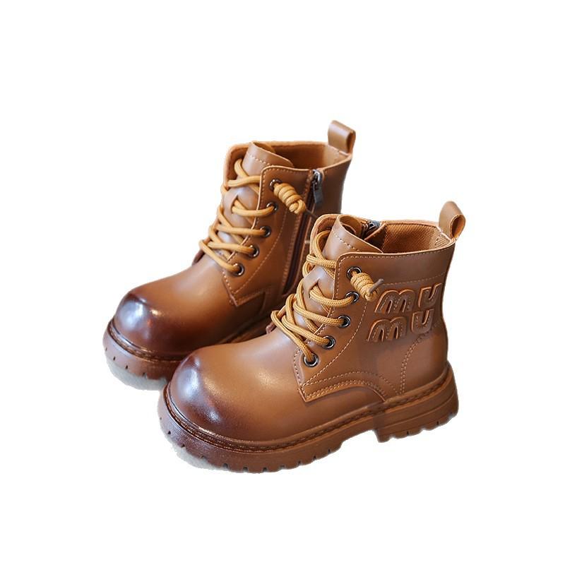 Botas Martin para niños 2025 otoño e invierno nuevas botas para niños callejeras para niñas bebé niños medianos y mayores botas cortas de suela blanda marea