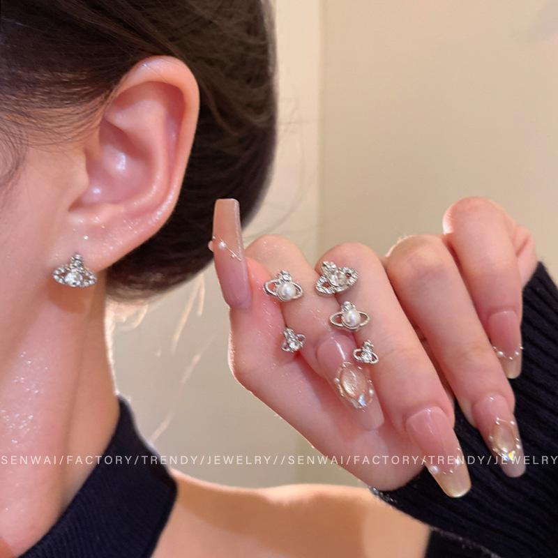 Delicate diamond planet six-piece stud earrings female cute small simple earrings Internet celebrity earrings