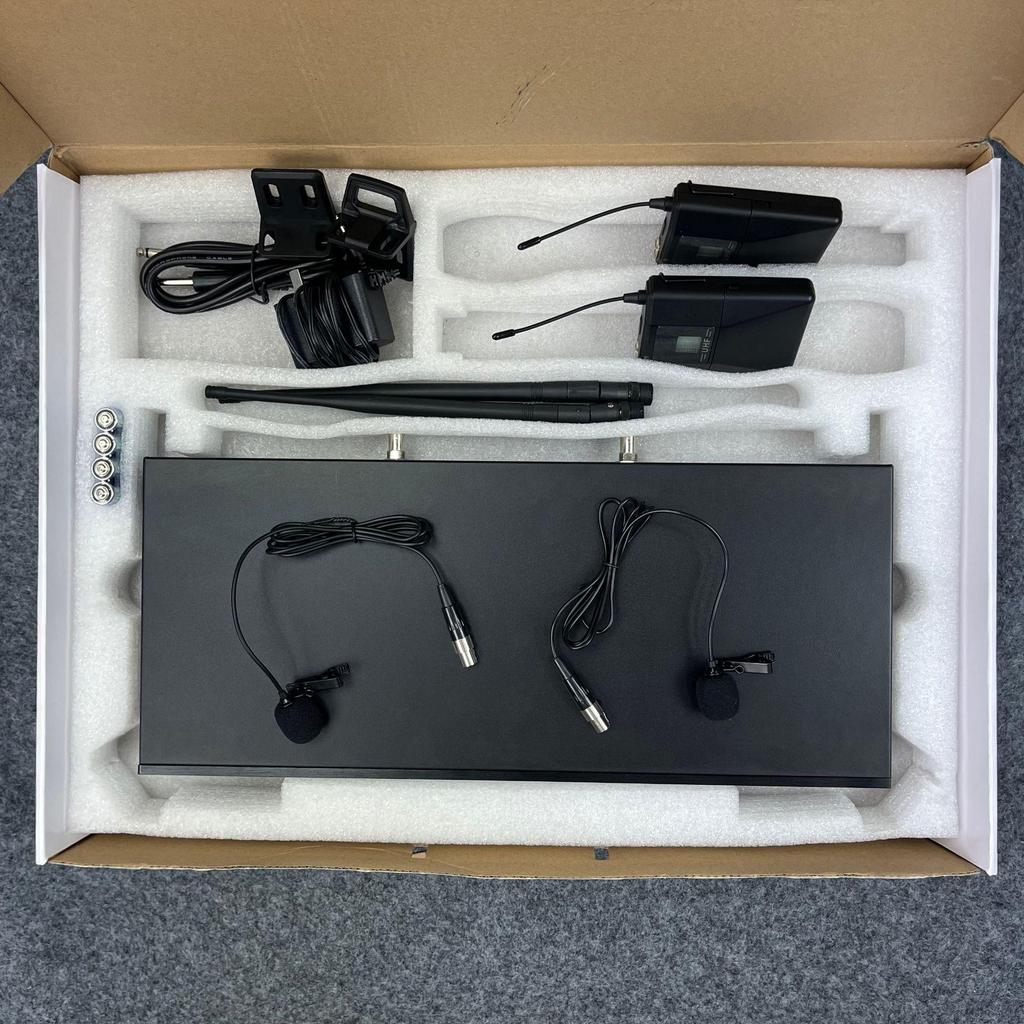High-End Wireless U-Band Infrared Lavalier & Headset Microphone for Stage & Conference
