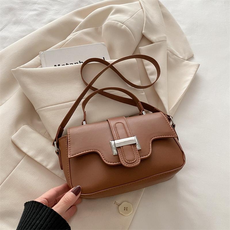 High-end Small Bag Women's 2025 Spring New Versatile Small Fresh Girl Messenger Bag Niche Fashion Shoulder Bag
