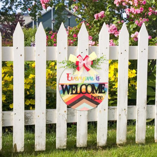 

Приветственный знак Бант-узел 3D Визуальный дизайн Без заусенцев Эффект гладкого края со шнурком Яркий цвет Деревянная приветственная дверь