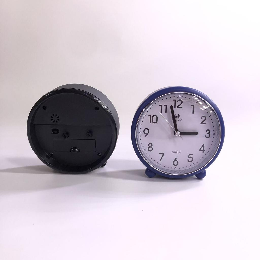 Nordic Style Small Table Clock Living Room Clock Minimalist Round Modern Silent Seat Hanging Dual-purpose Bedroom Children's Room Bedside