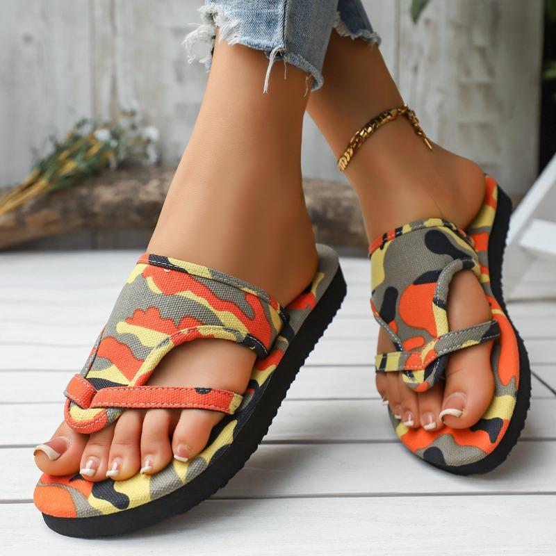 

New Slippers Large-sized Women s Shoes Thick-soled Beach Slippers 36