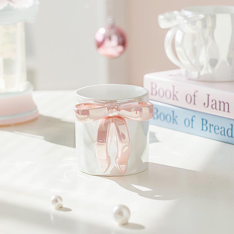 Elegant Bow Ceramic Mug - Luxury Gift for Friends and Office