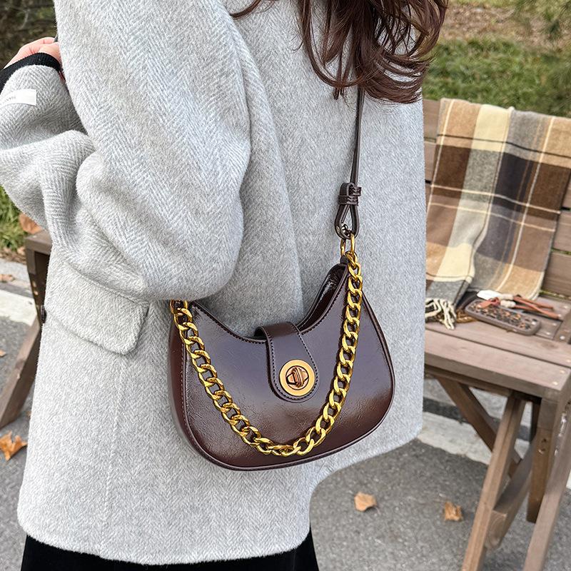 

Bags Women s Trend Fashion Shoulder Bag Women s Casual Saddle Daily Travel Trend Versatile Underarm Women s Bag 21*6*15