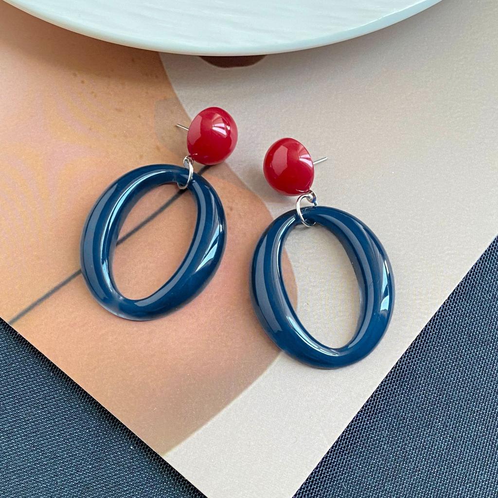 Retro Style Red And Blue Contrasting Geometric Disc Earrings, Light Luxury And High-End Sense, Personalized Fashion Design Exaggerated Earrings