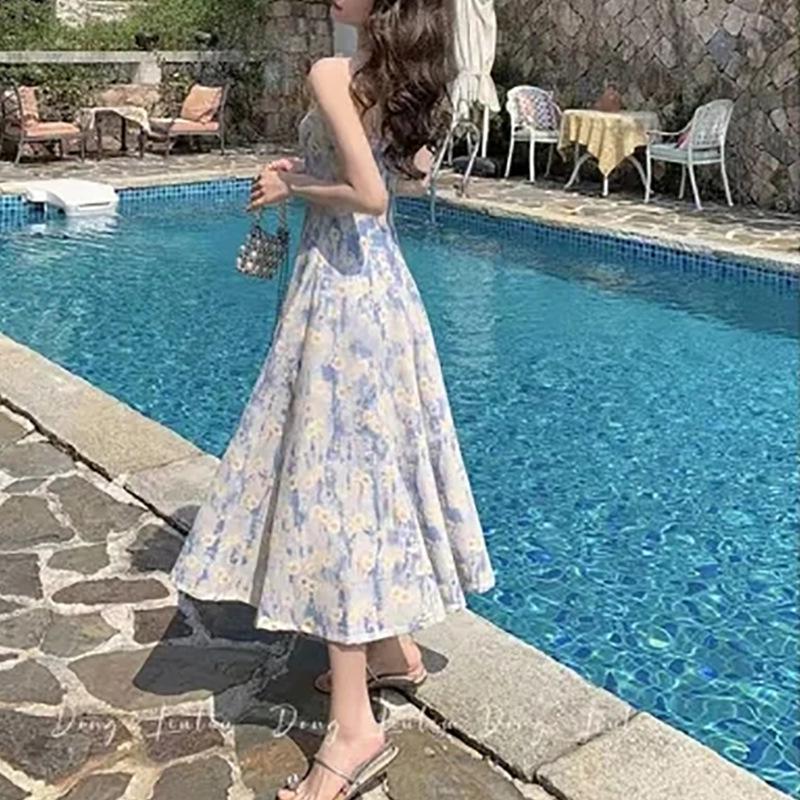 Dámské francouzské květinové modré letní šaty na špagetová ramínka: Elegantní styl Long Beach
