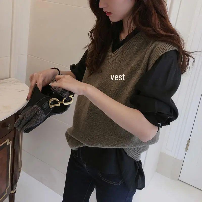 Korean Style V-Neck Vest & Long-Sleeve Blouse Set for Women - Casual Spring/Autumn Wear