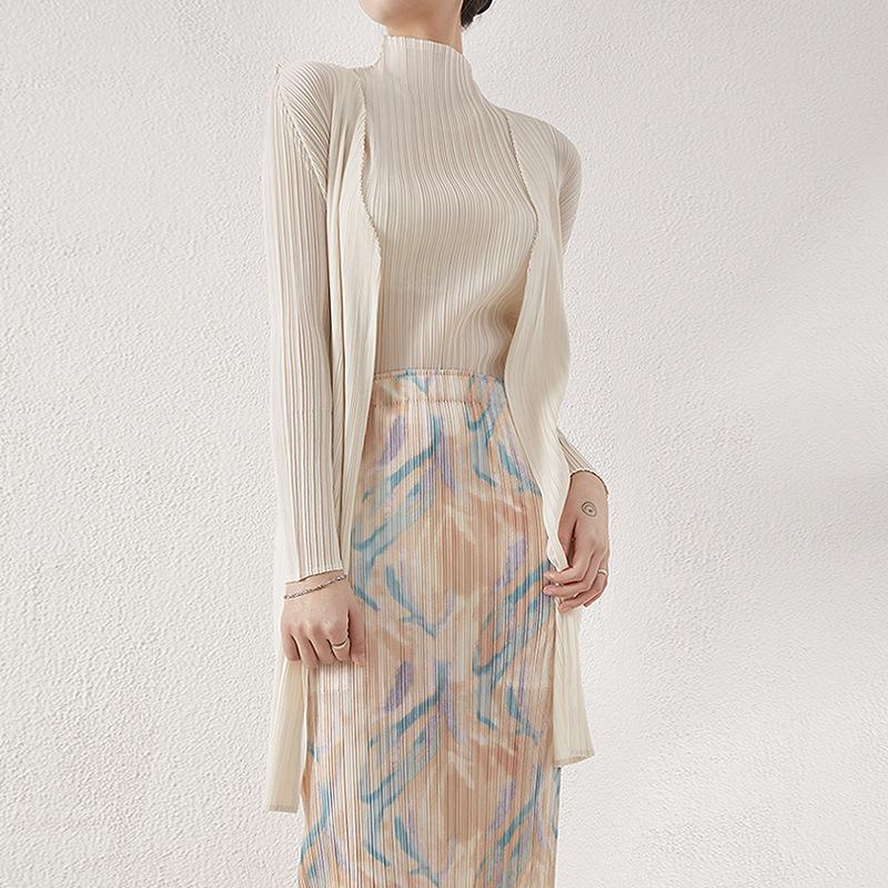 2024 Frühling Damen Midilanger Miyake Zahnstocher Cardigan - Langärmelig, Lässige lockere Passform, Plissierte Oberbekleidung