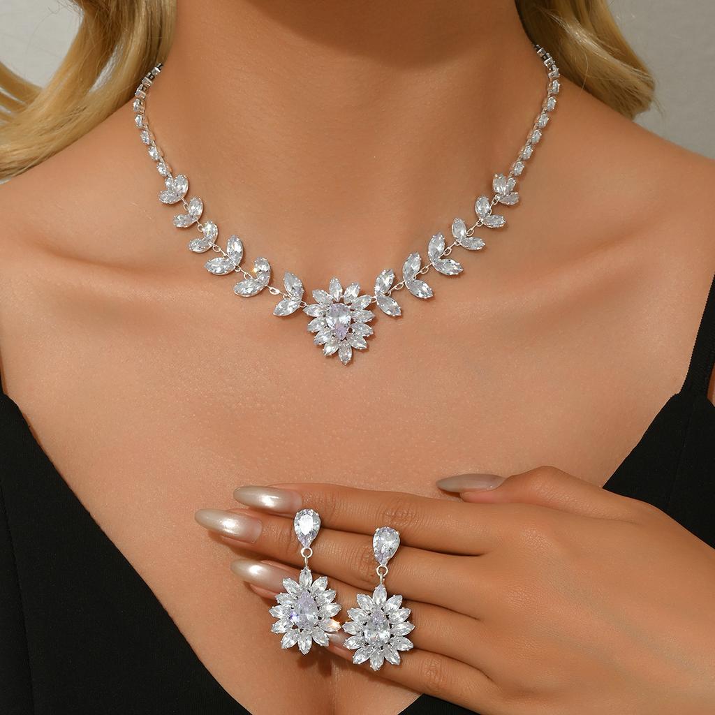 Klassischer Wassertropfen Zirkon Braut Hochzeit Accessoires Ohrringe Halskette Hochzeitskleid Schmuckset