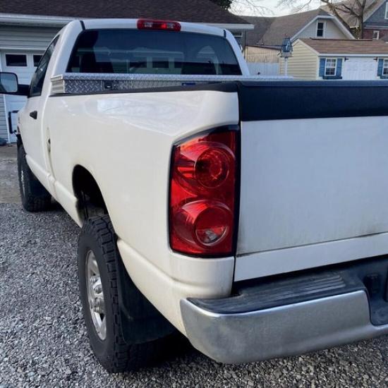 Rear Tail Light Driver Left Side For 2007-2008 Dodge Ram 1500 2007-2009 Ram 2500