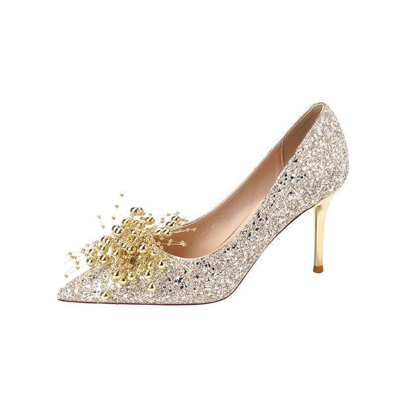 

- Свадебный банкетный темперамент пайетки маленький ароматный стиль жемчужная пряжка женская обувь 40