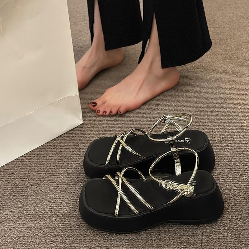 Platform women's sandals new small silver beach sandals vacation slippers