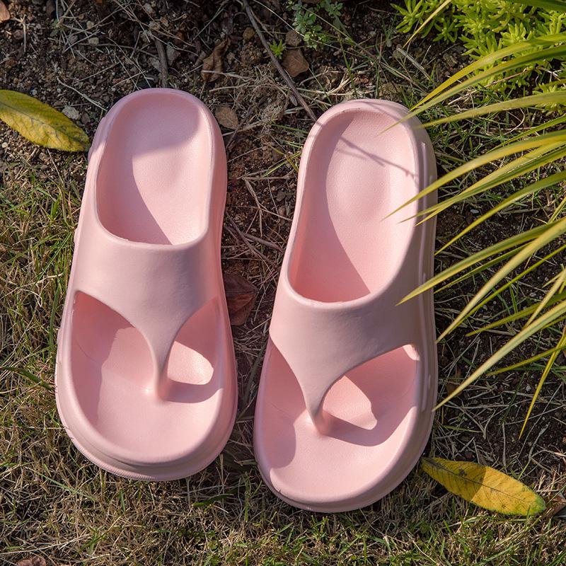 High-End Women's Herringbone Thick-Soled Summer Beach Slippers