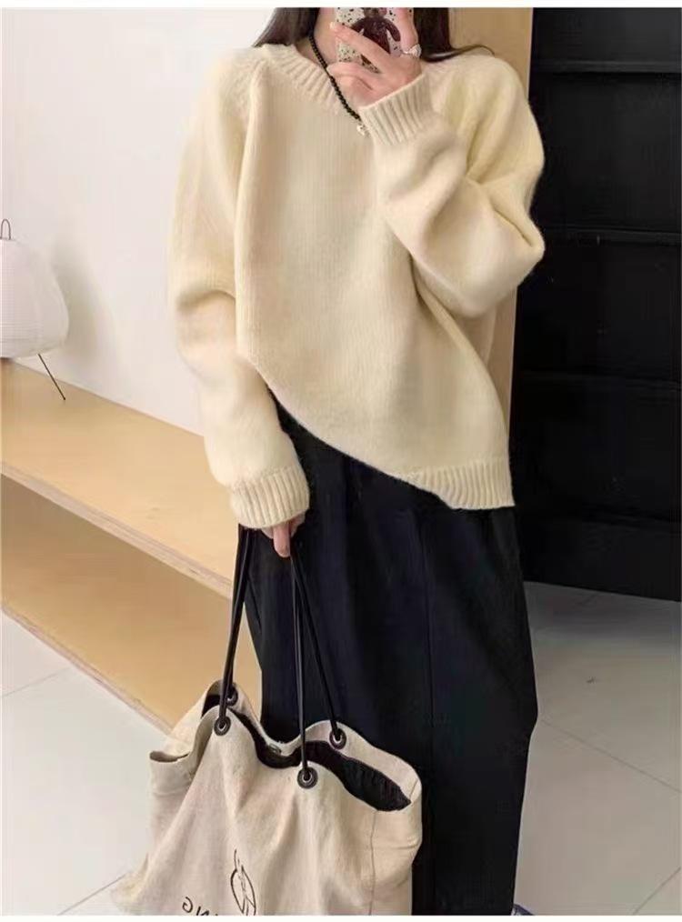 Dopamine Color Loose Fit Round Neck Sweater - Women's Casual Warm Long Sleeve Top for Autumn/Winter