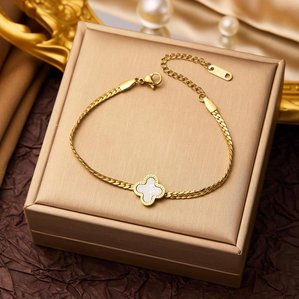 Neues Modisches Titanstahl Anlauffreies Armband für Damen - Vielseitige Europäische Stil-Trends