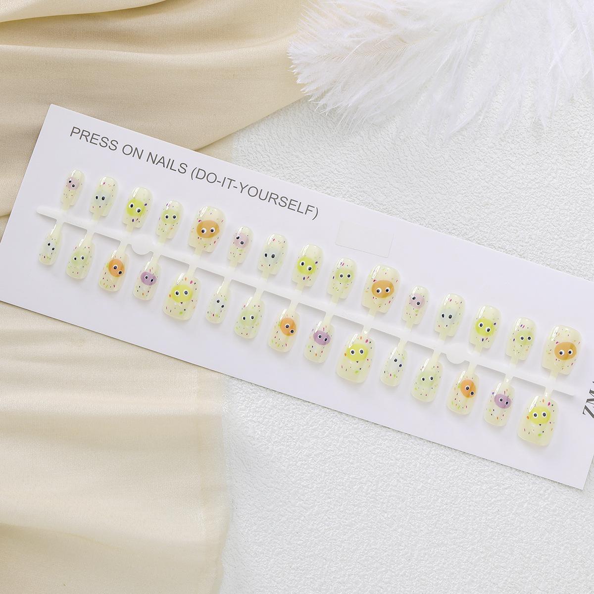 

30 милых мультяшных наклеек для лака для ногтей «Кошачий глаз» — полная коллекция кодов