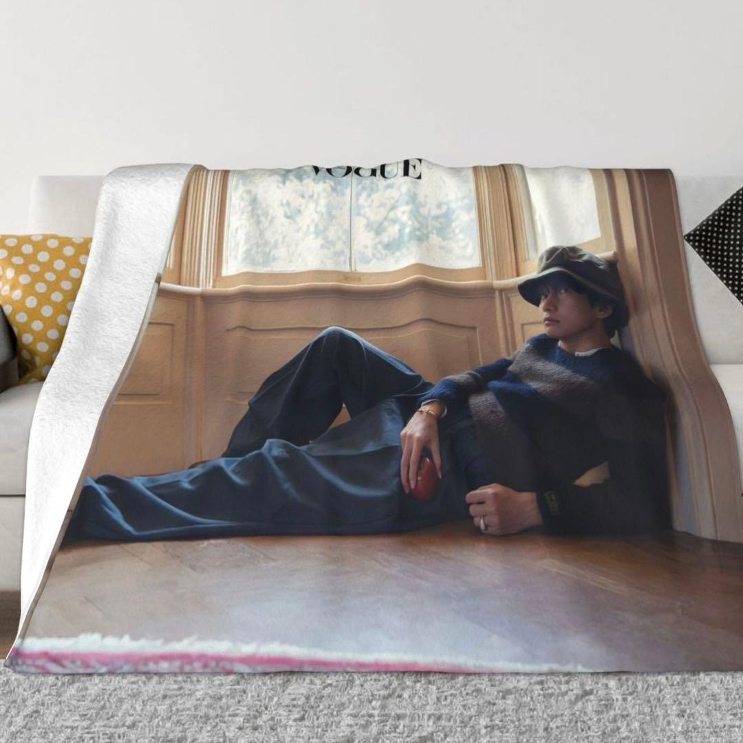 [USED] BTS Blanket VOGUE Taehyung V Tae
