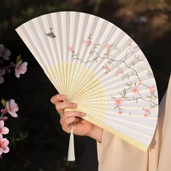 Skládací vějíř v čínském stylu s potiskem květin a ptáků z umělého hedvábí a bambusu, ruční, přenosný, letní, s třásní, dárek k narozeninám pro ženy