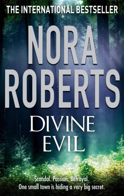 Divine Evil by Nora Roberts Paperback Book 9780749941567