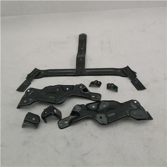 Foton Front Grille Bracket Assembly L053100000060-7